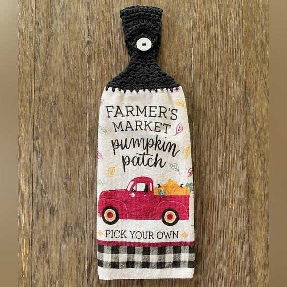 Crochet Top Hanging Kitchen Towel - Picture 3 of 8